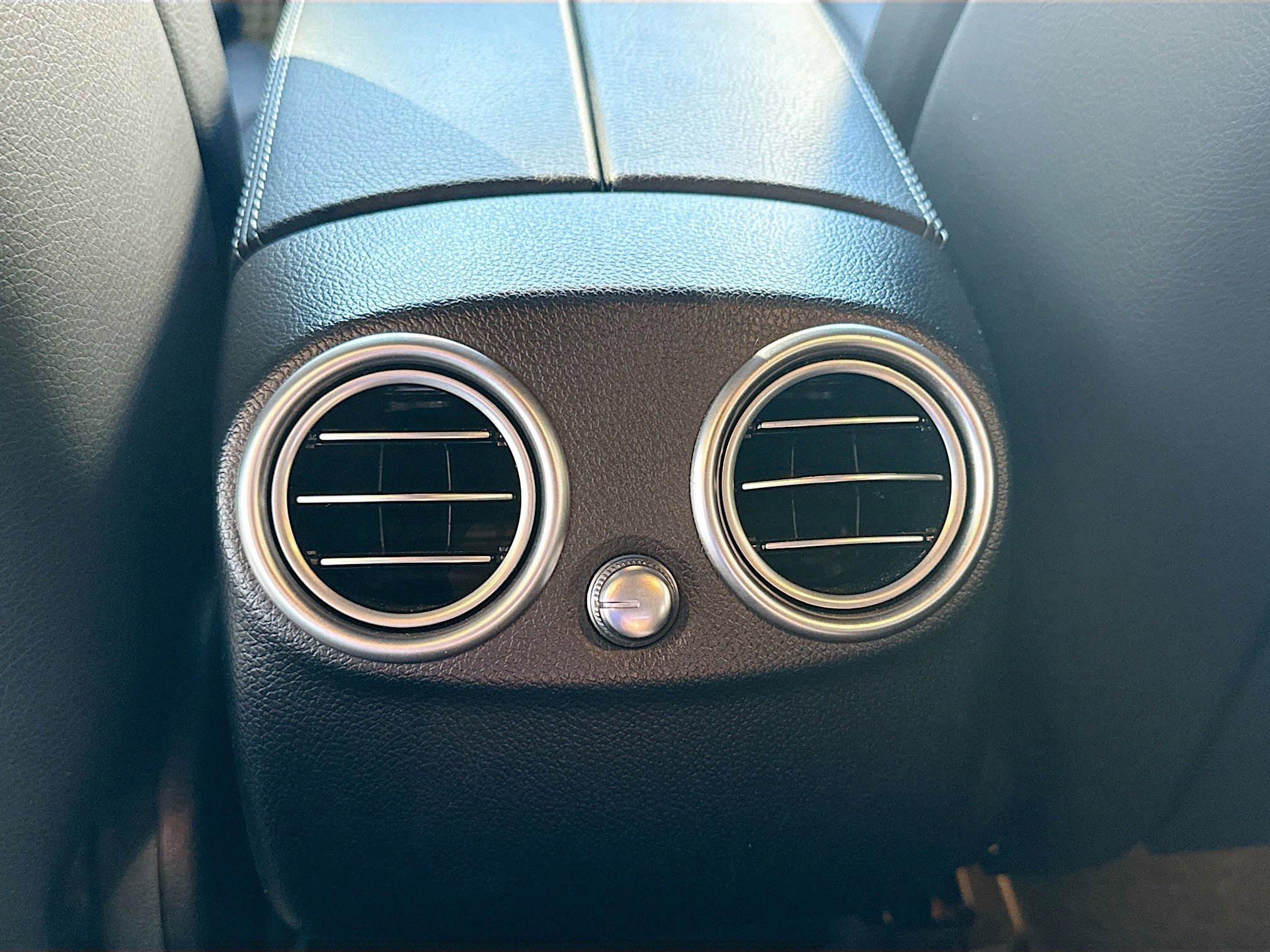 Used 2022 Mercedes-Benz GLC 300 w/ AMG Line image 22