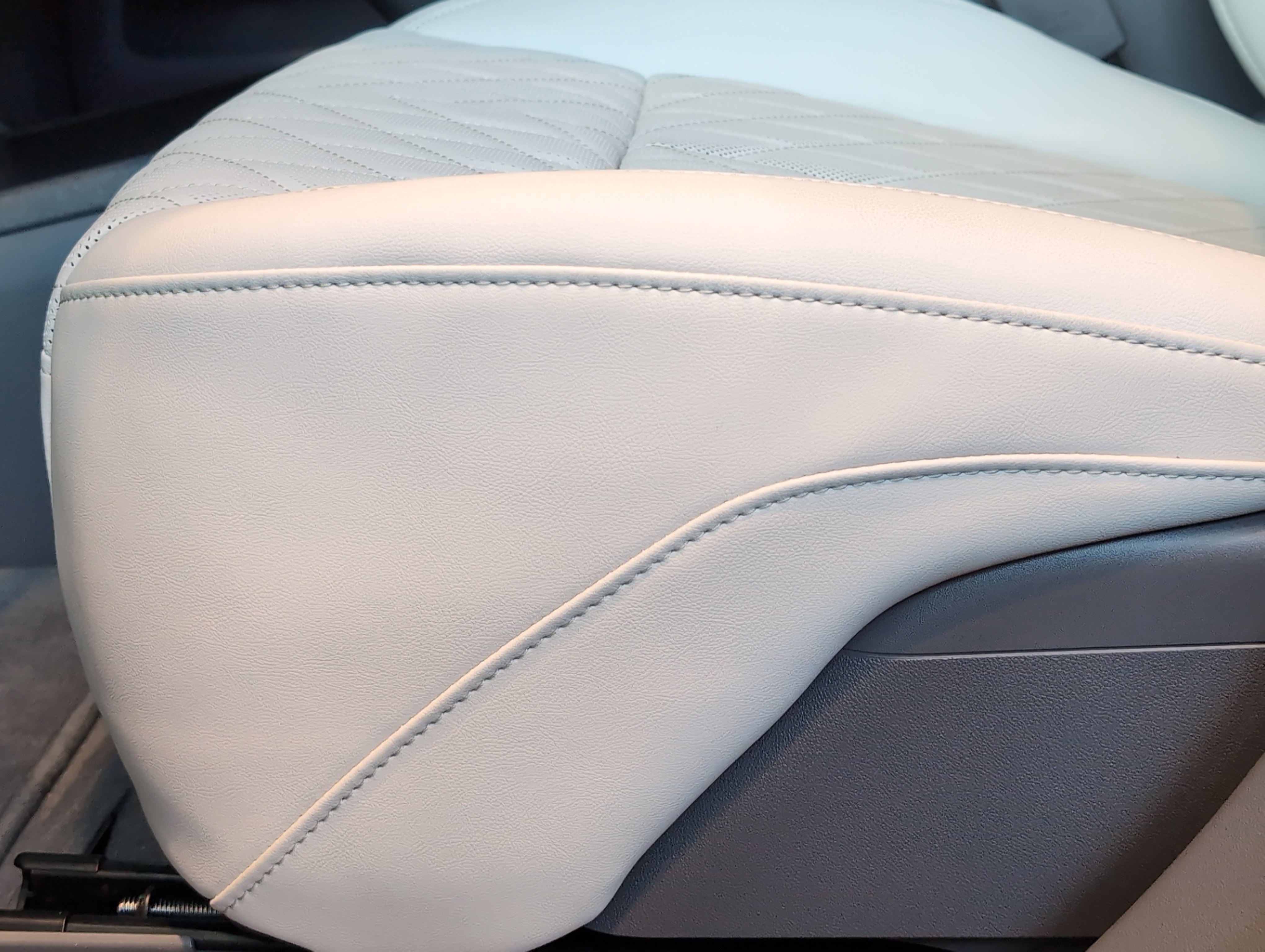 New 2025 Cadillac Escalade IQ Sport 1 image 8