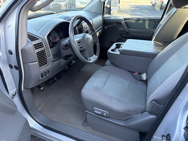 Used 2006 Nissan Titan SE AWD/4WD image 18