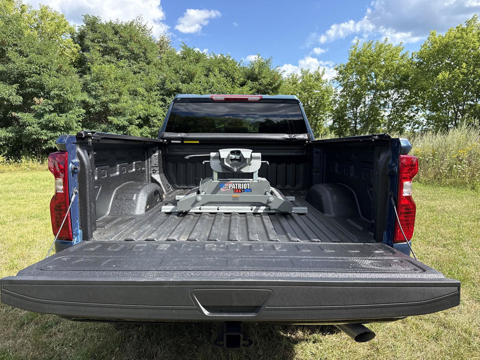 Used 2026 Chevrolet Silverado 2500 Custom w/ Custom Convenience Package AWD/4WD image 11