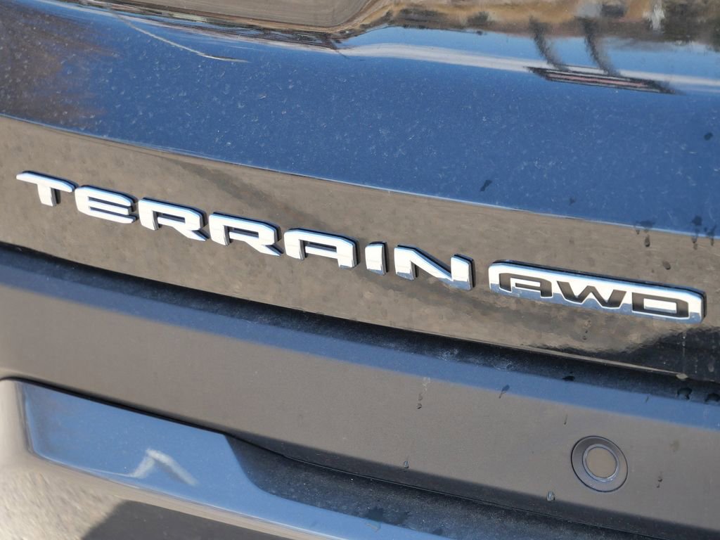Used 2025 GMC Terrain Elevation image 11