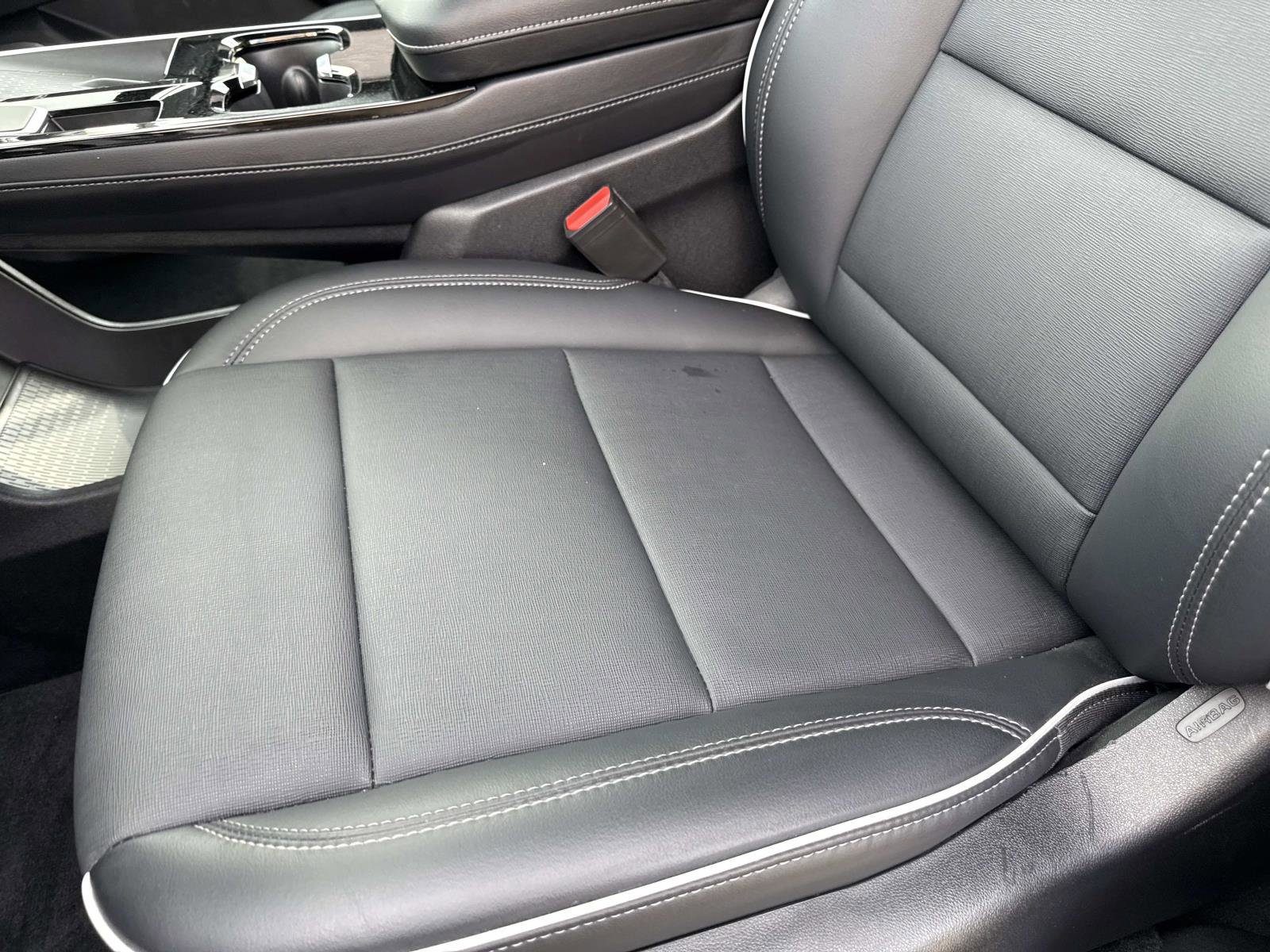 Used 2025 Buick Enclave Preferred image 22