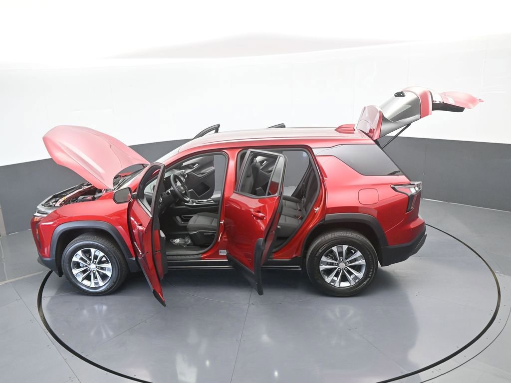 Used 2025 Chevrolet Equinox LT image 64