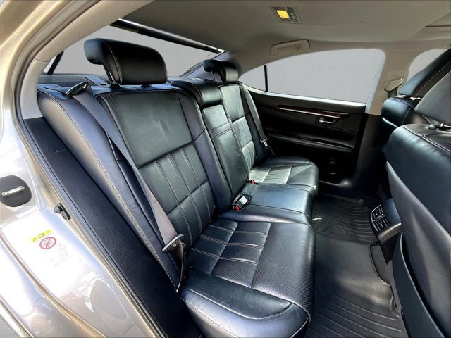Used 2017 Lexus ES 350 w/ Luxury Package image 26