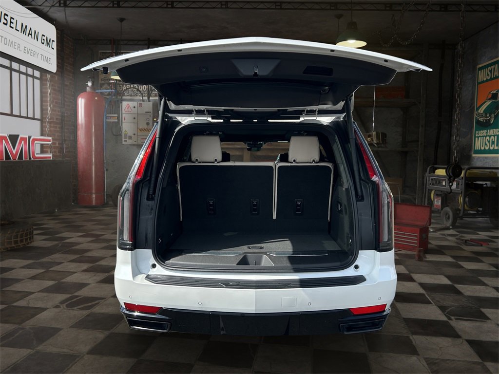 Certified 2021 Cadillac Escalade Sport w/ Driver Assist Tech Package image 26