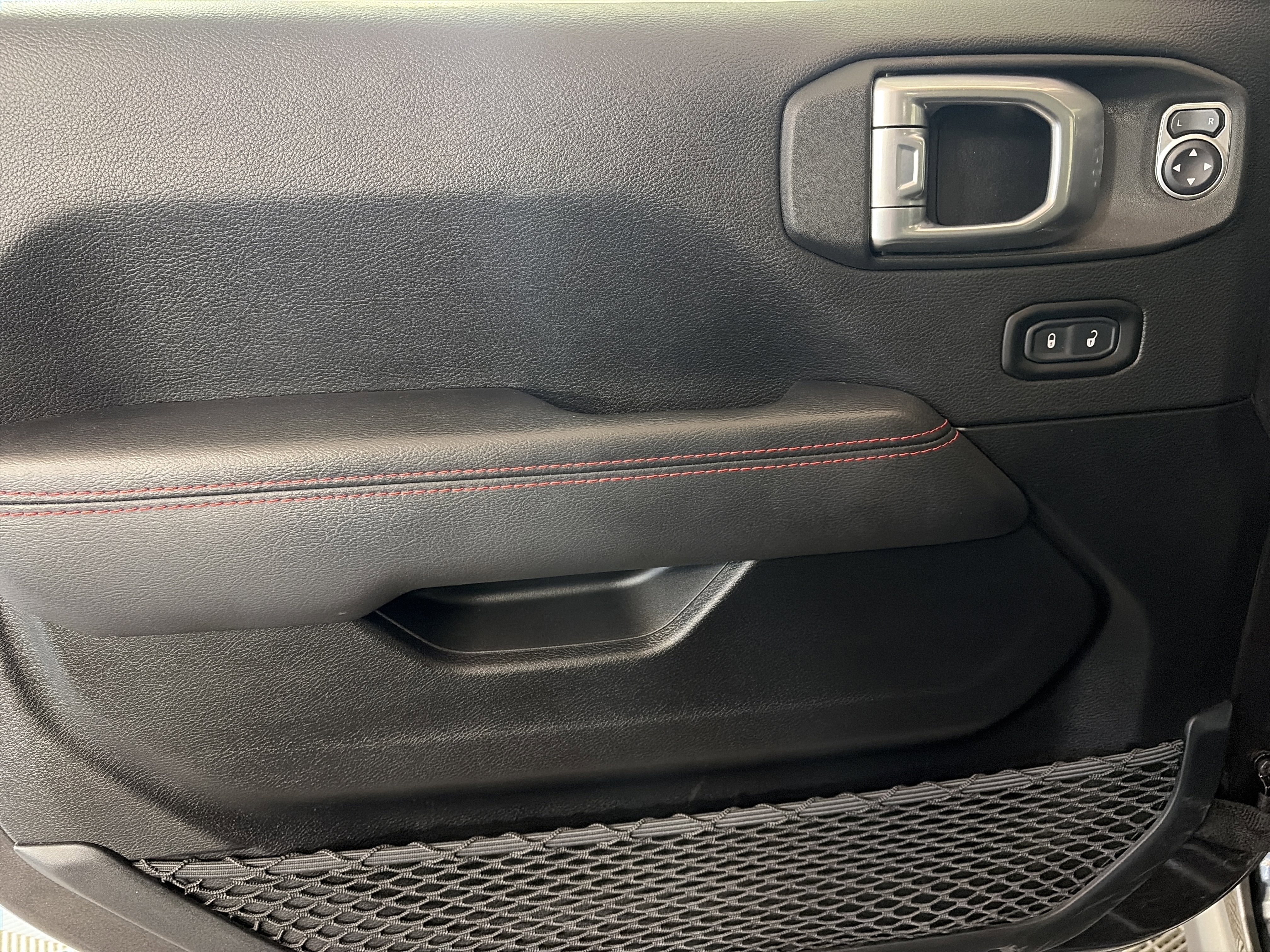 Used 2021 Jeep Wrangler Rubicon w/ LED Lighting Group image 12