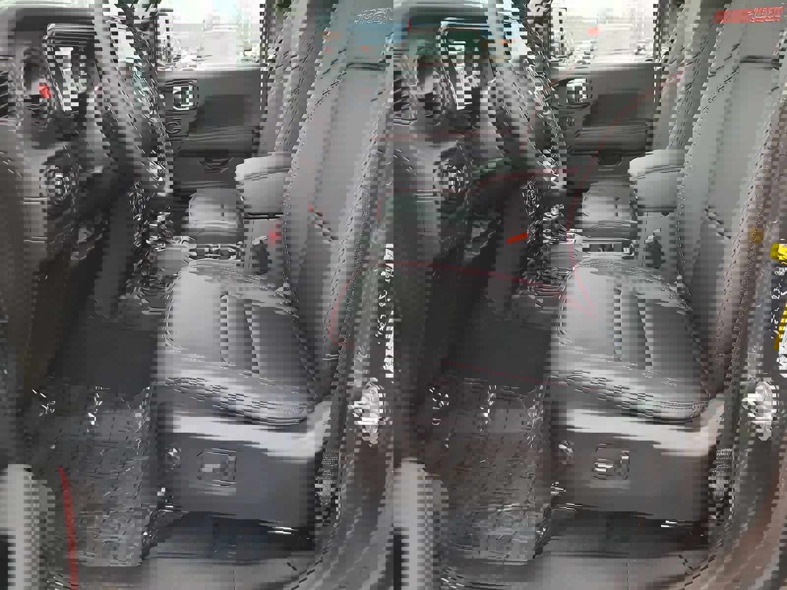 New 2025 Jeep Wrangler Unlimited Rubicon image 19