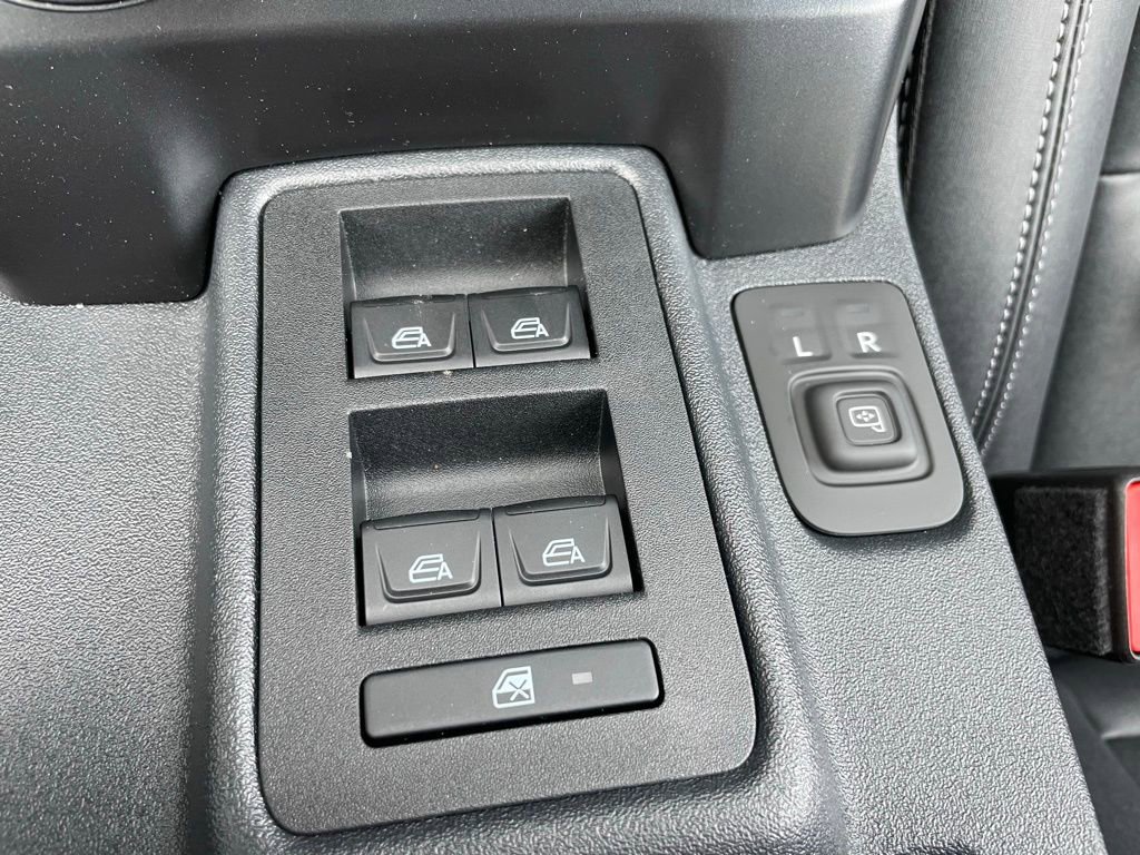 New 2025 Ford Bronco Big Bend image 15