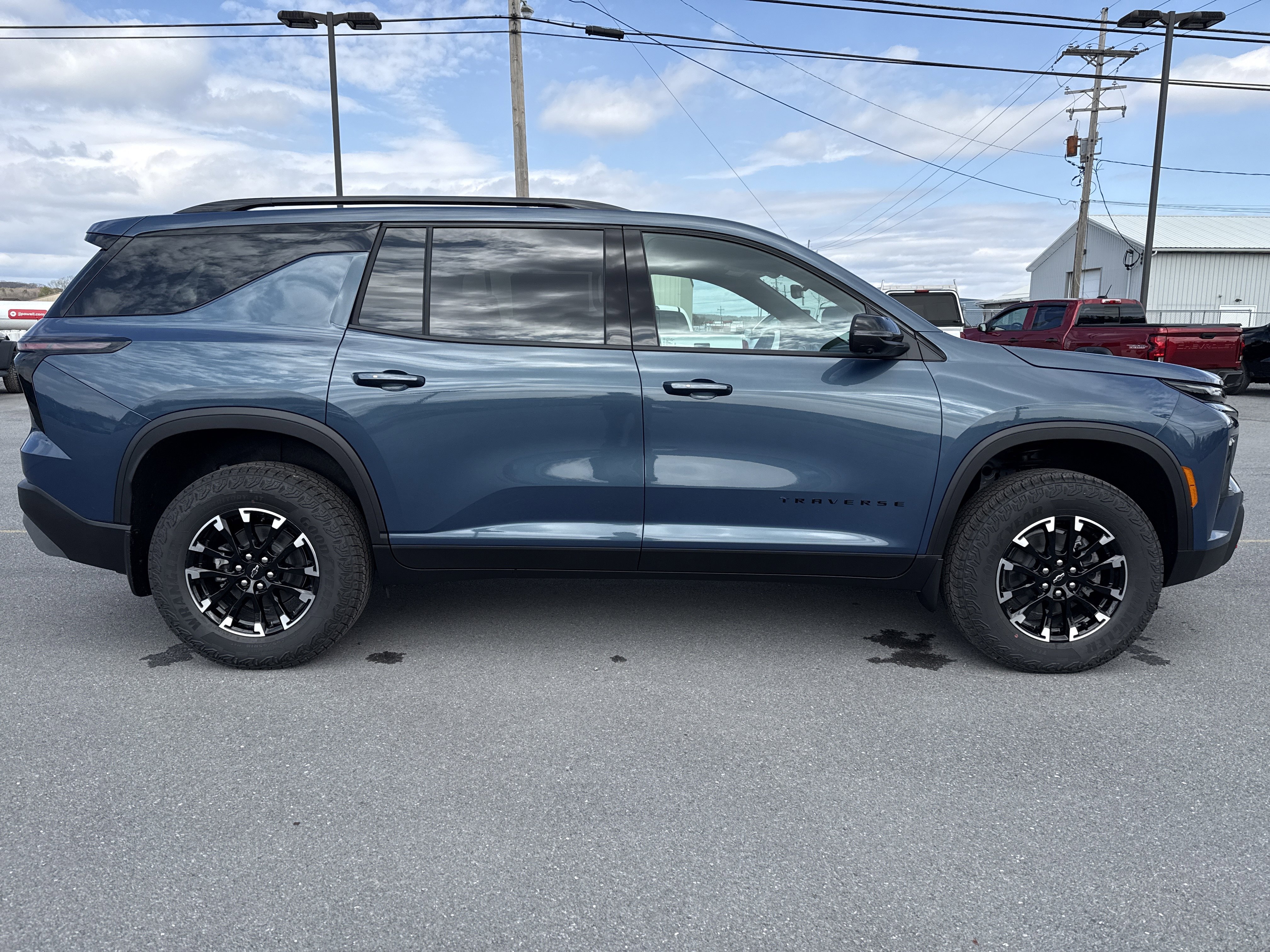 New 2026 Chevrolet Traverse Z71 w/ Driver Confidence Package video 2