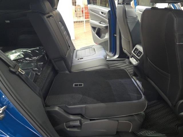 New 2025 Volkswagen Atlas Cross Sport SEL R-Line image 15