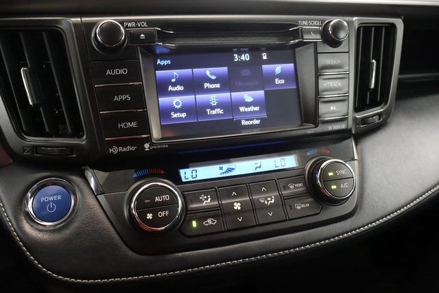 Used 2018 Toyota RAV4 XLE AWD/4WD image 18
