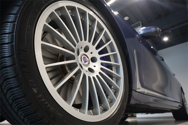 Certified 2022 BMW ALPINA B7 xDrive ALPINA B7 xDrive w/ Luxury Rear Seating Package image 9