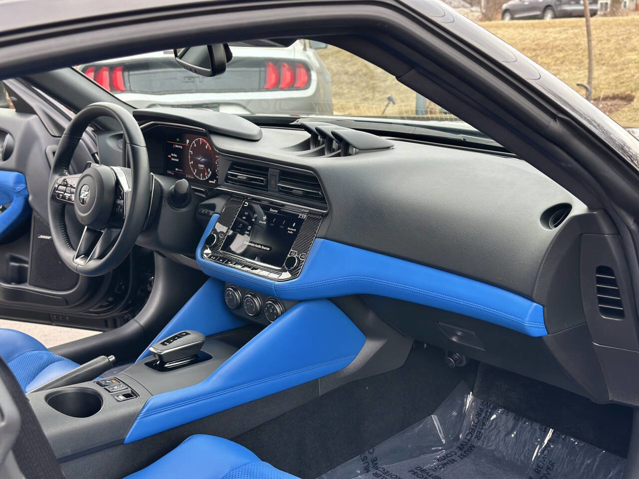 Used 2024 Nissan Z Performance w/ Floor Mat Package image 98