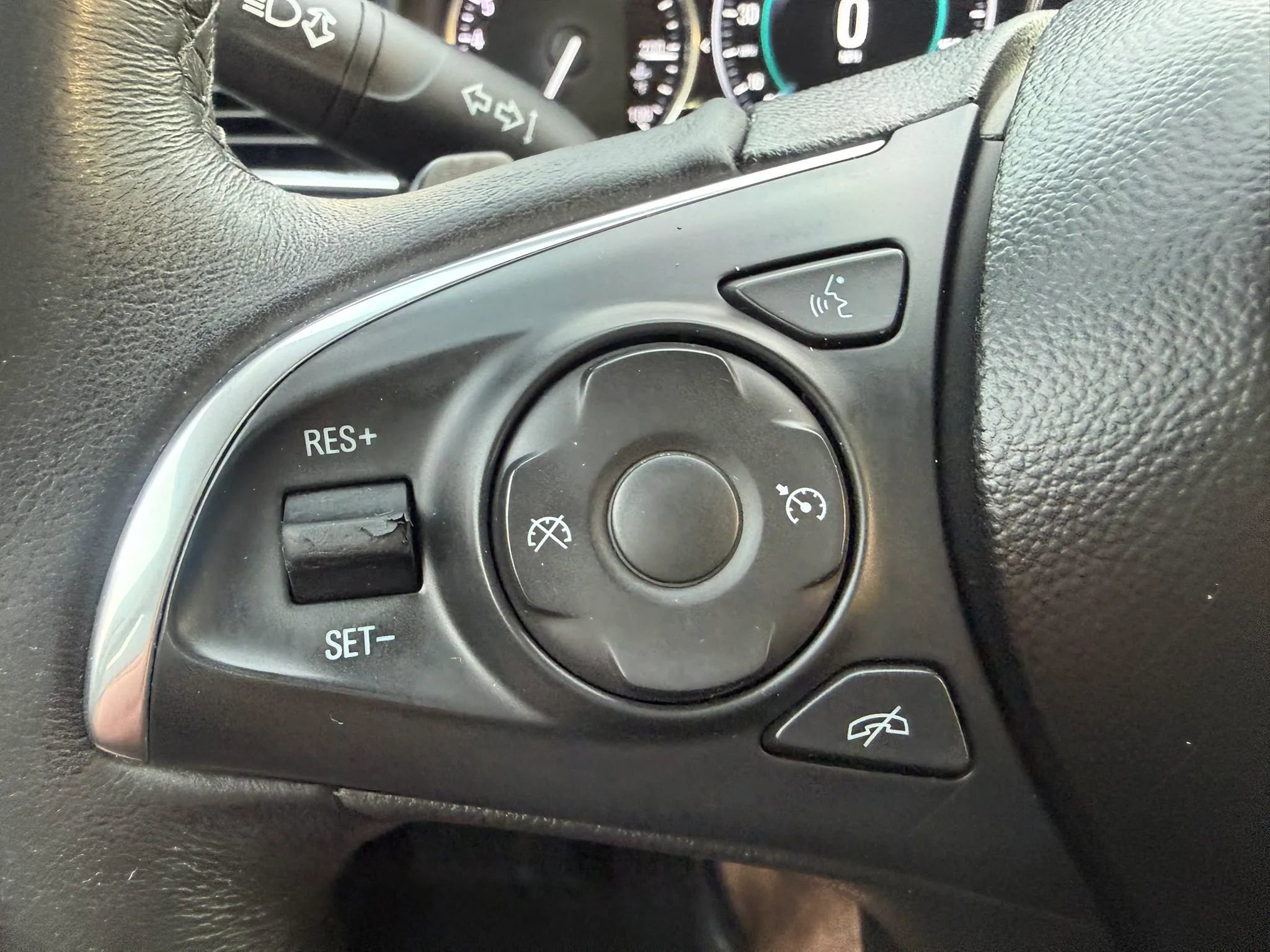 Used 2017 Buick LaCrosse Essence w/ Sun and Shade Package image 28