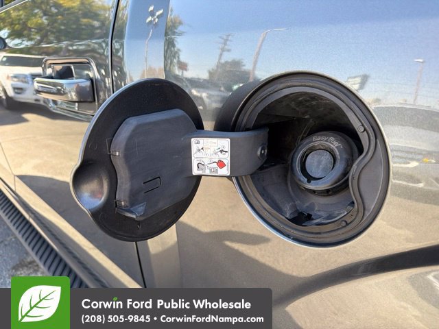 Used 2019 Ford F150 XLT w/ Equipment Group 302A Luxury AWD/4WD image 10