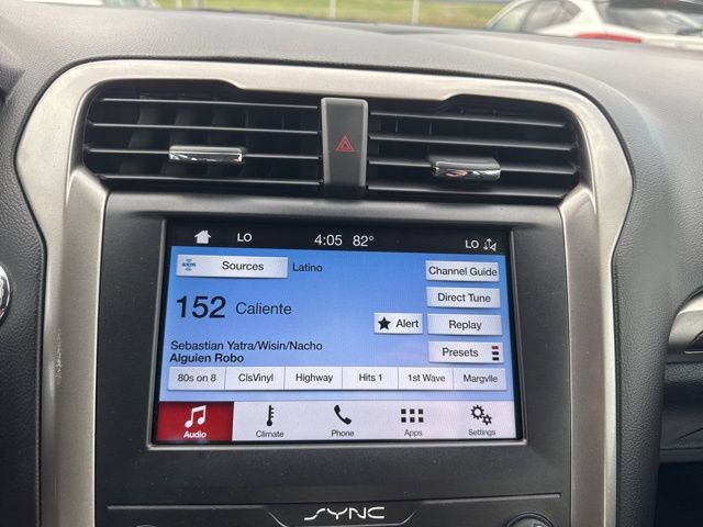 Used 2019 Ford Fusion SEL image 16