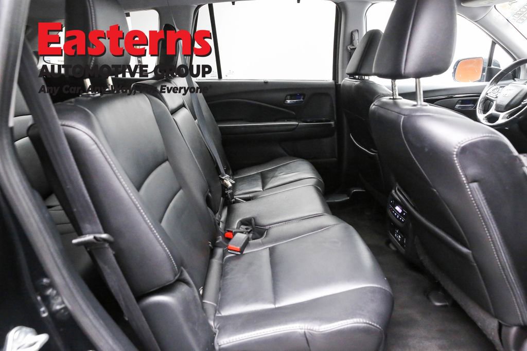 Used 2021 Honda Pilot Touring image 24