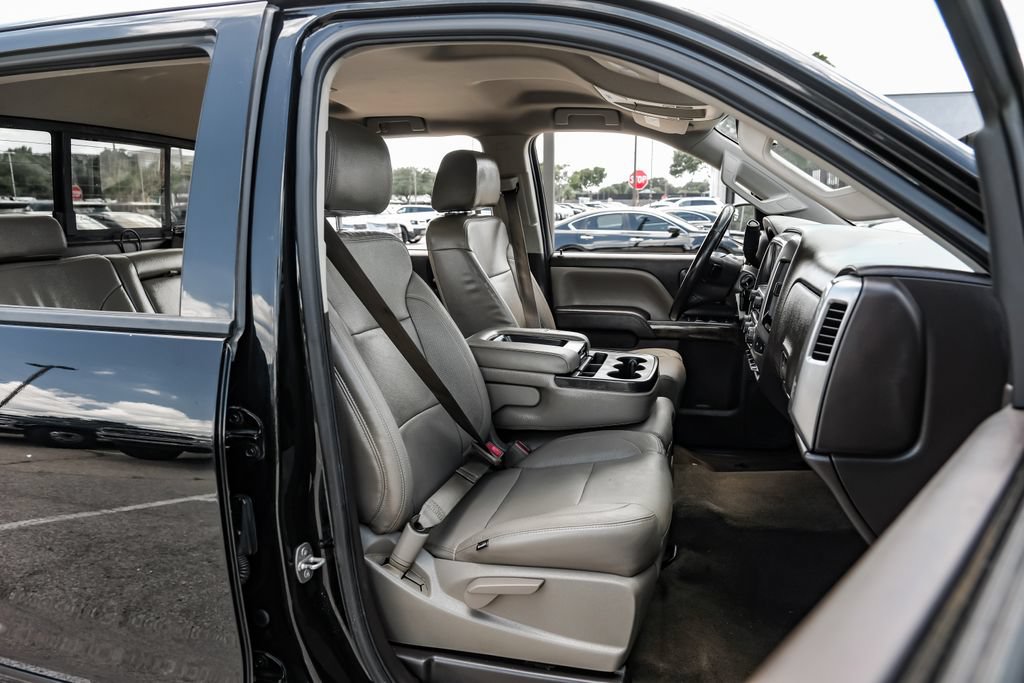 Used 2016 Chevrolet Silverado 1500 LT w/ Texas Edition RWD image 31