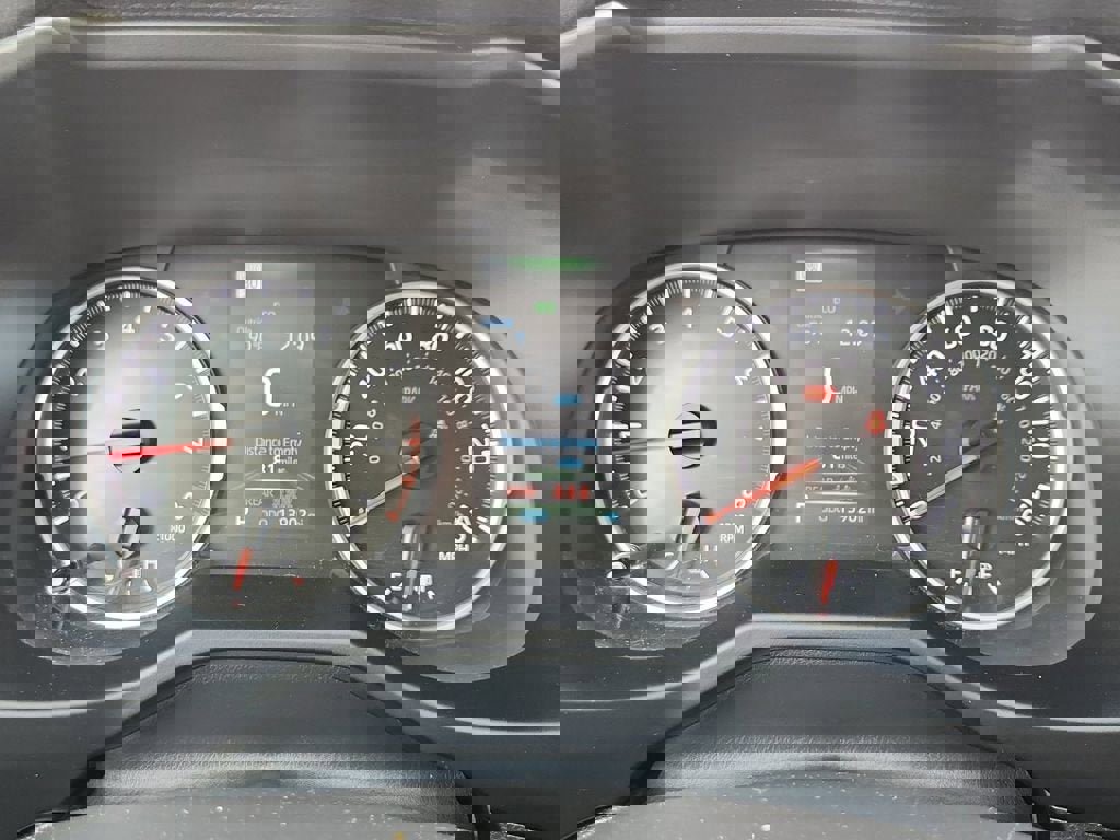 Used 2022 Toyota RAV4 XLE Premium image 24