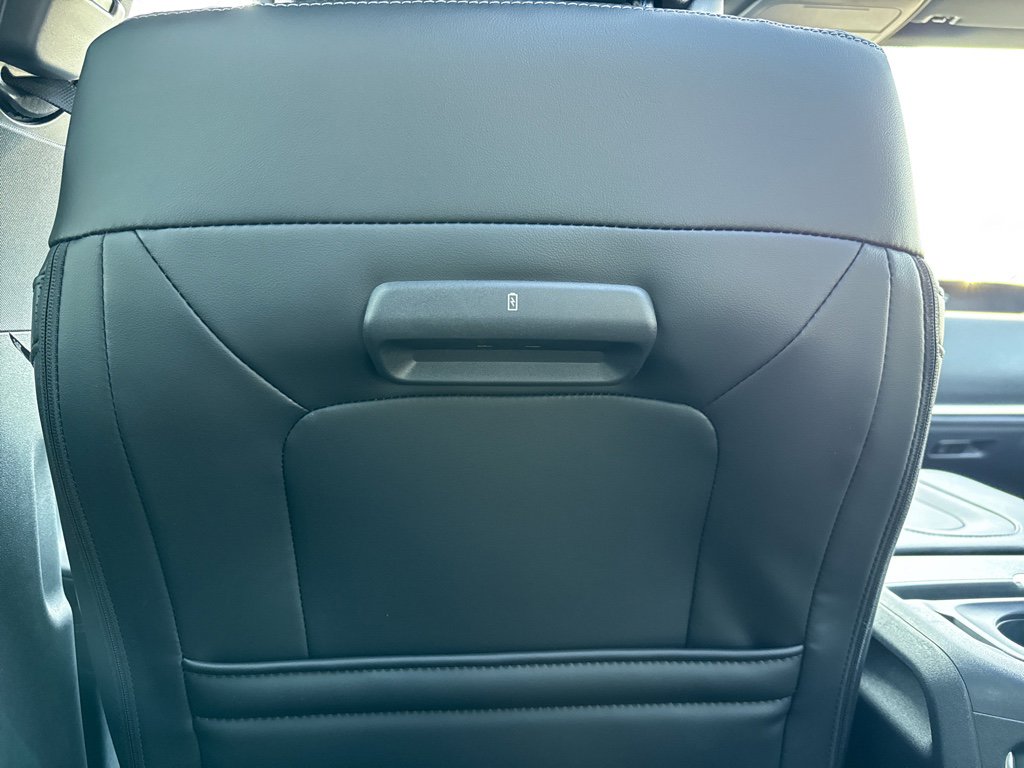 New 2026 Ford Expedition Platinum w/ Stealth Performance Package image 34