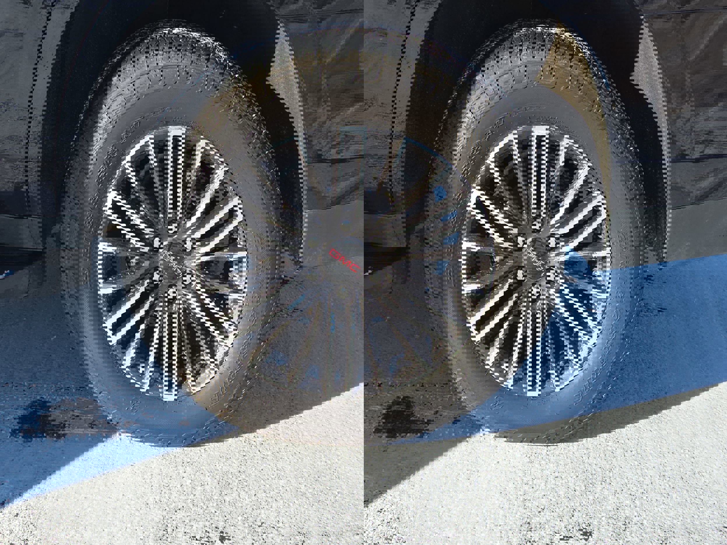 Used 2021 GMC Yukon SLT w/ SLT Luxury Plus Package image 19