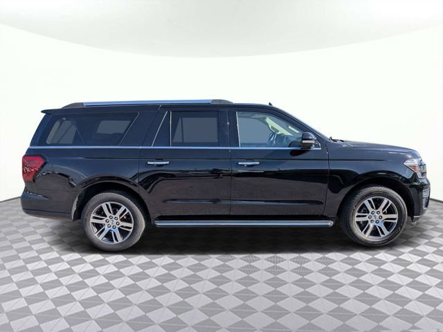 Used 2023 Ford Expedition Max Limited RWD image 2