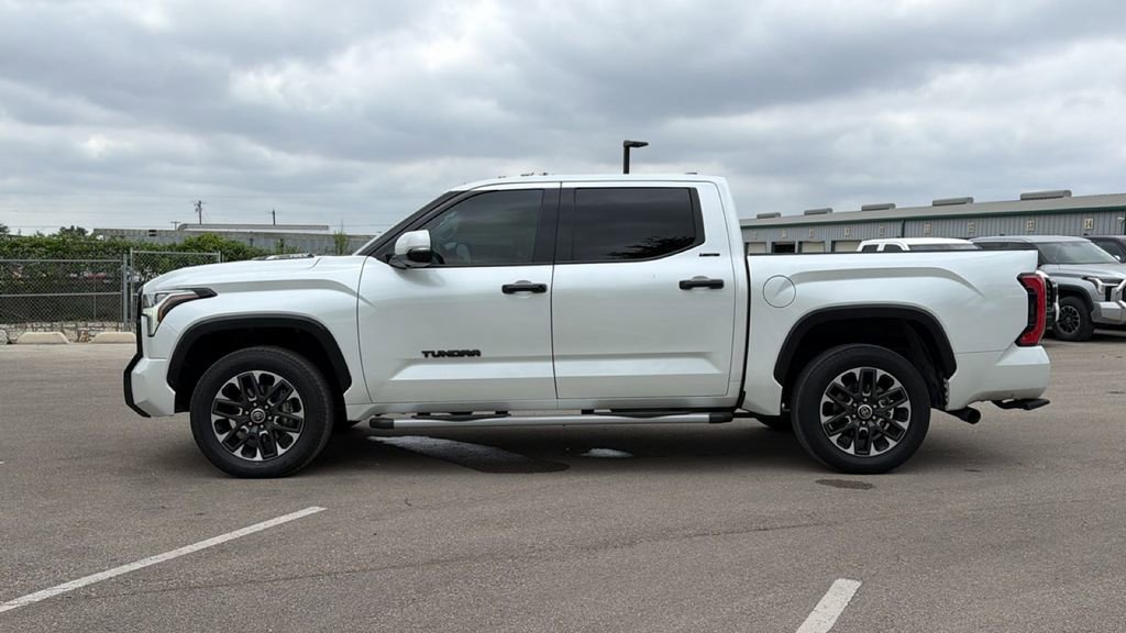 Used 2023 Toyota Tundra Limited AWD/4WD image 10