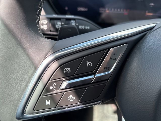 Used 2025 Buick Envision Avenir AWD/4WD image 20