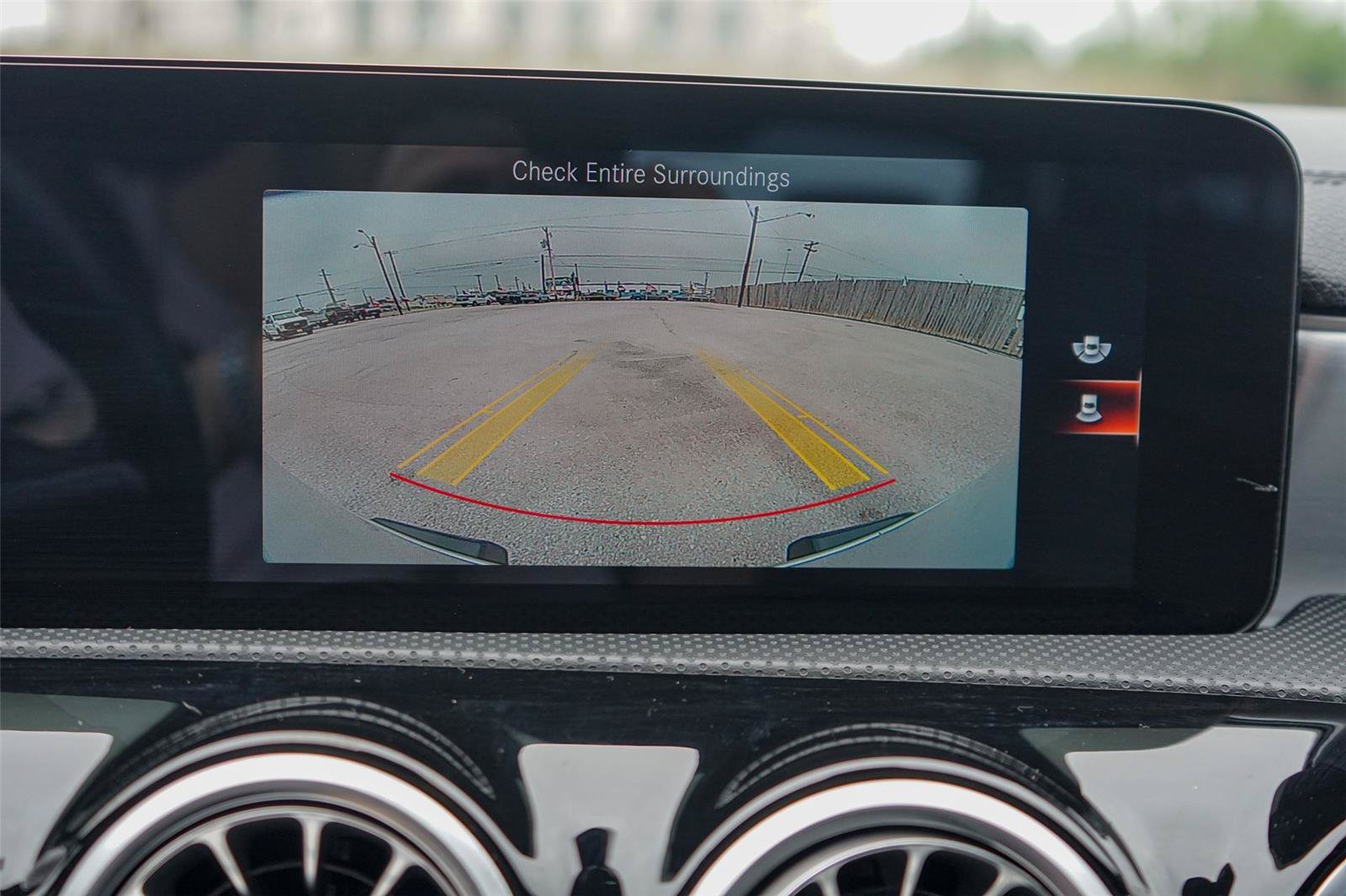Used 2021 Mercedes-Benz CLA 250 4MATIC image 12