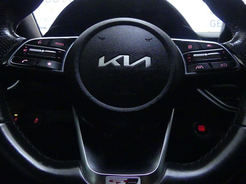 Used 2022 Kia Forte GT-Line image 15