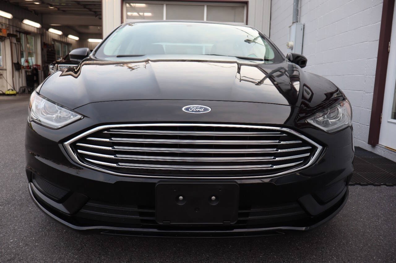 Used 2018 Ford Fusion S FWD image 2