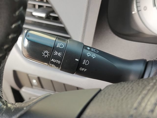 Used 2017 Toyota Sienna SE FWD image 21