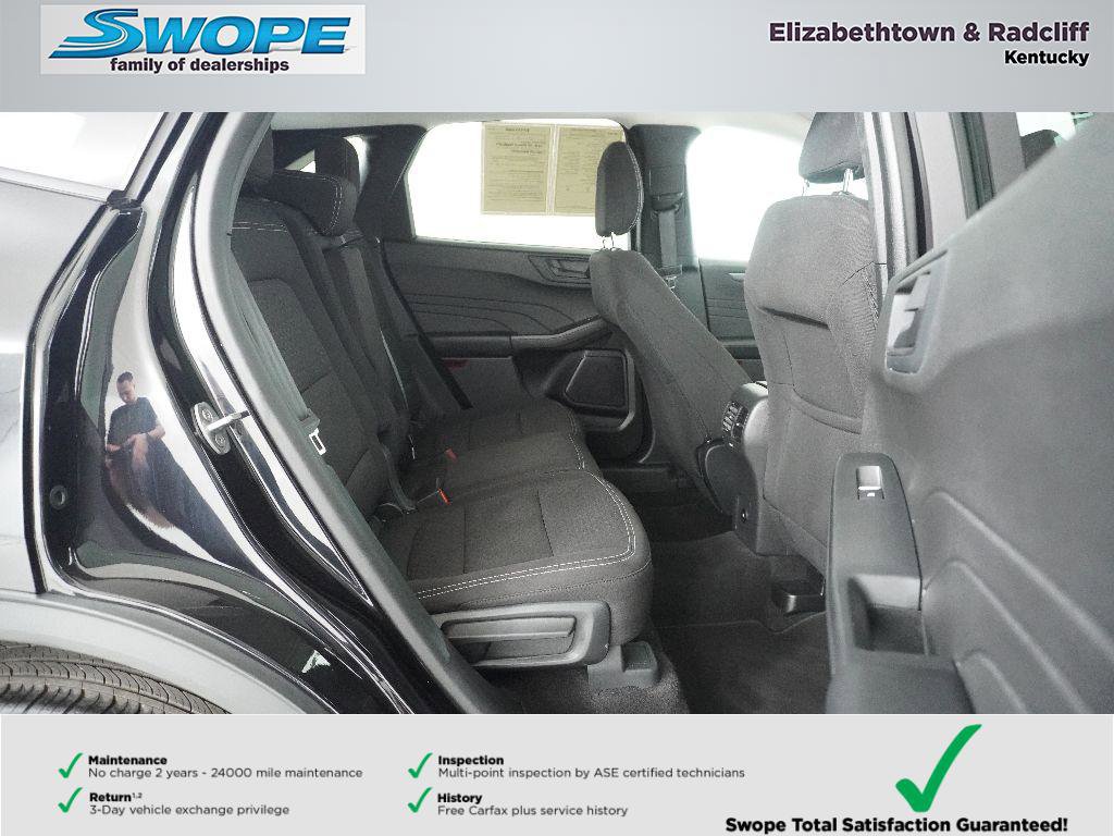 Used 2024 Ford Escape Active w/ Tech Pack #1 AWD/4WD image 9