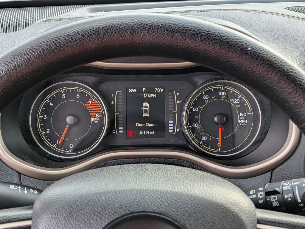 Used 2017 Jeep Cherokee Sport image 18