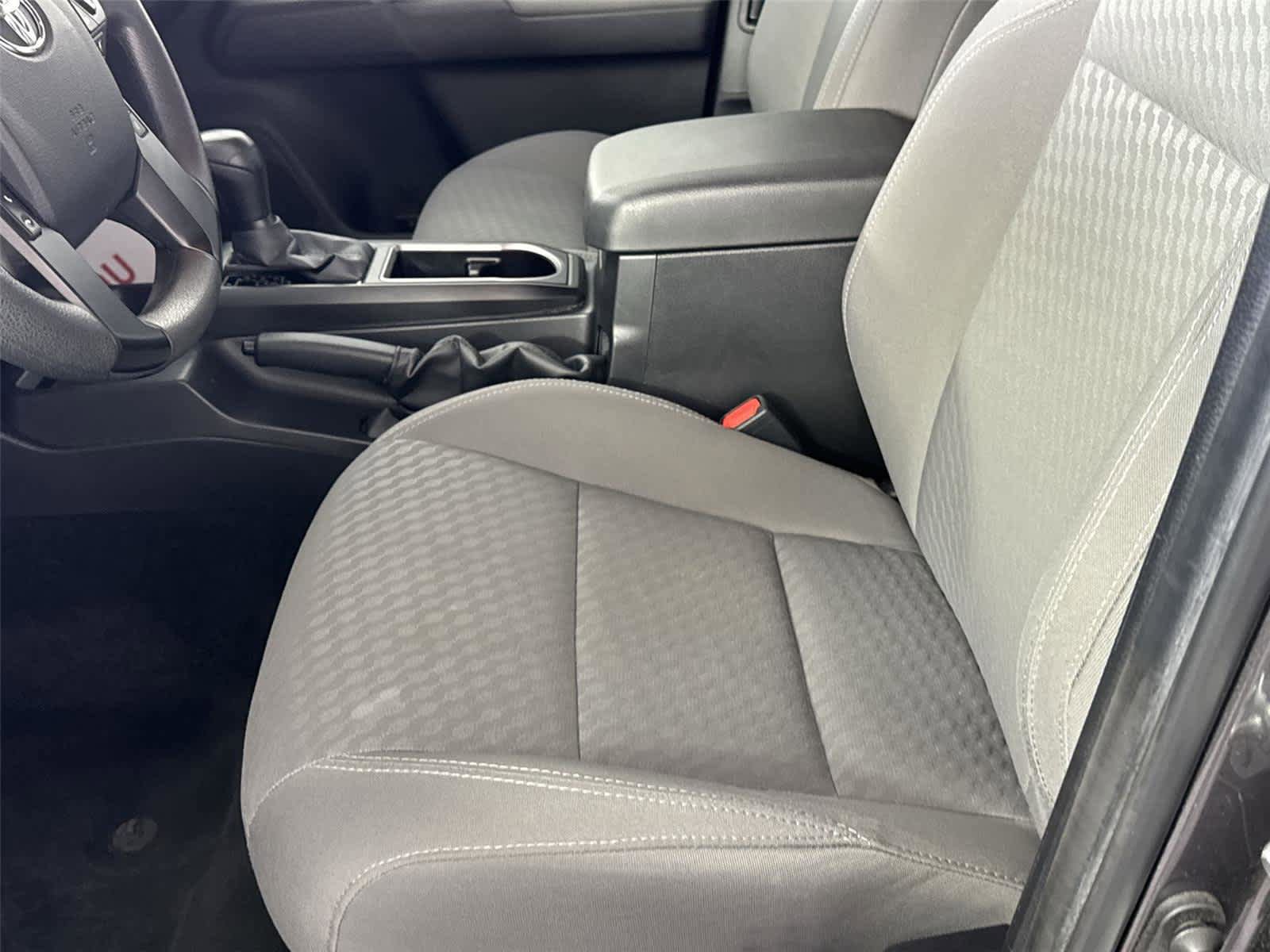 Used 2023 Toyota Tacoma SR AWD/4WD image 10