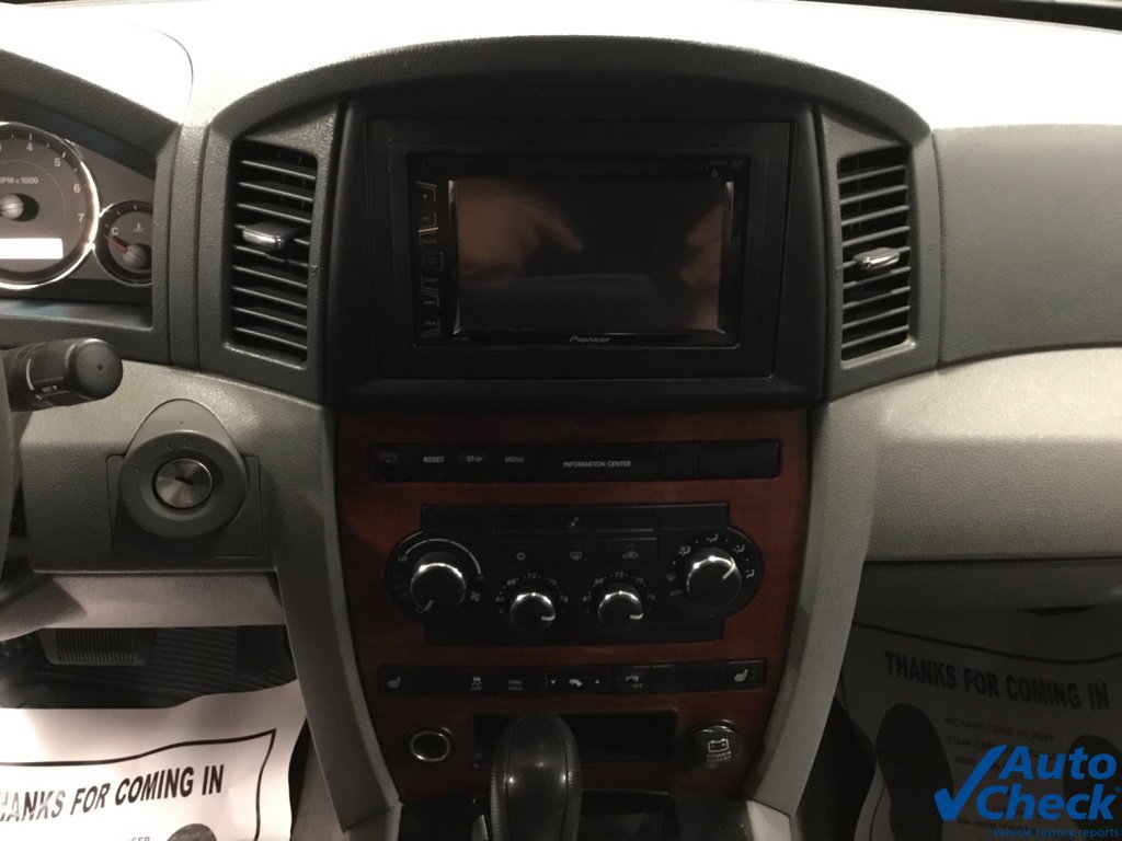 Used 2005 Jeep Grand Cherokee Limited AWD/4WD image 47