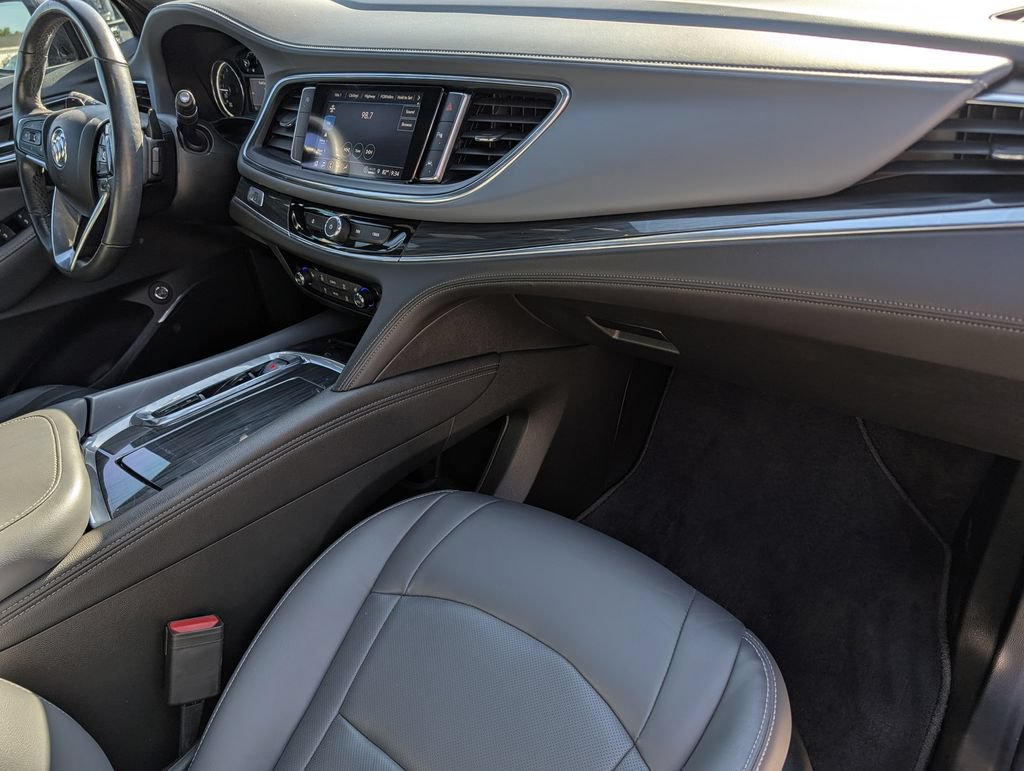 Used 2023 Buick Enclave Essence w/ Experience Buick Package FWD image 36