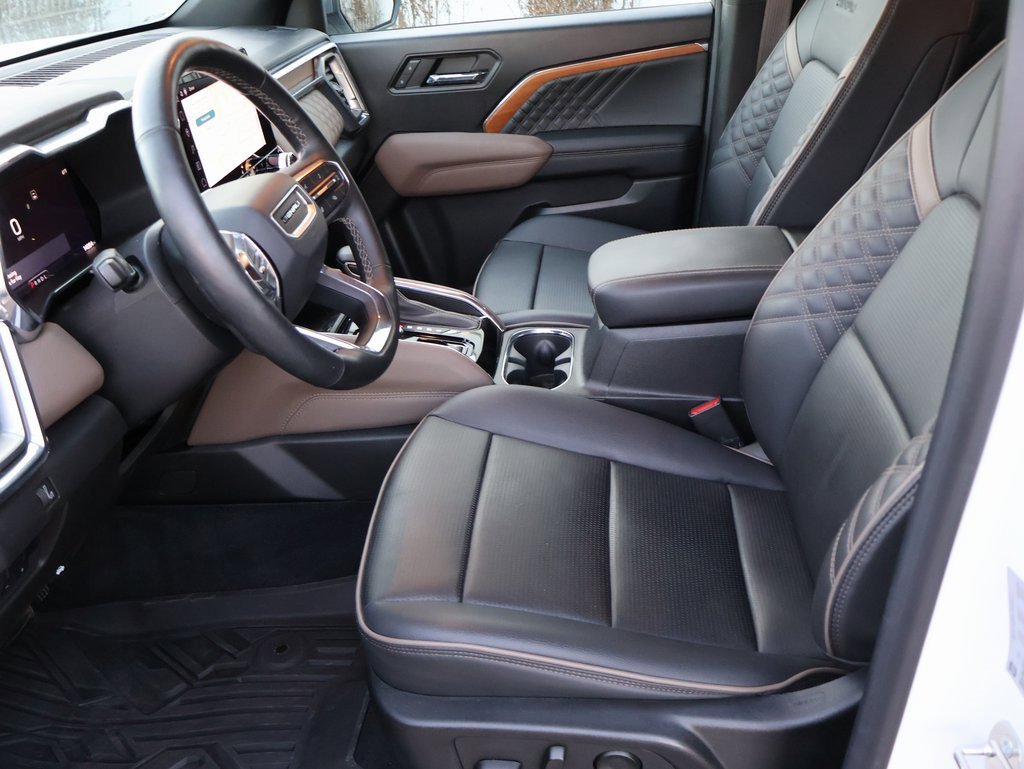 Used 2023 GMC Canyon Denali image 35