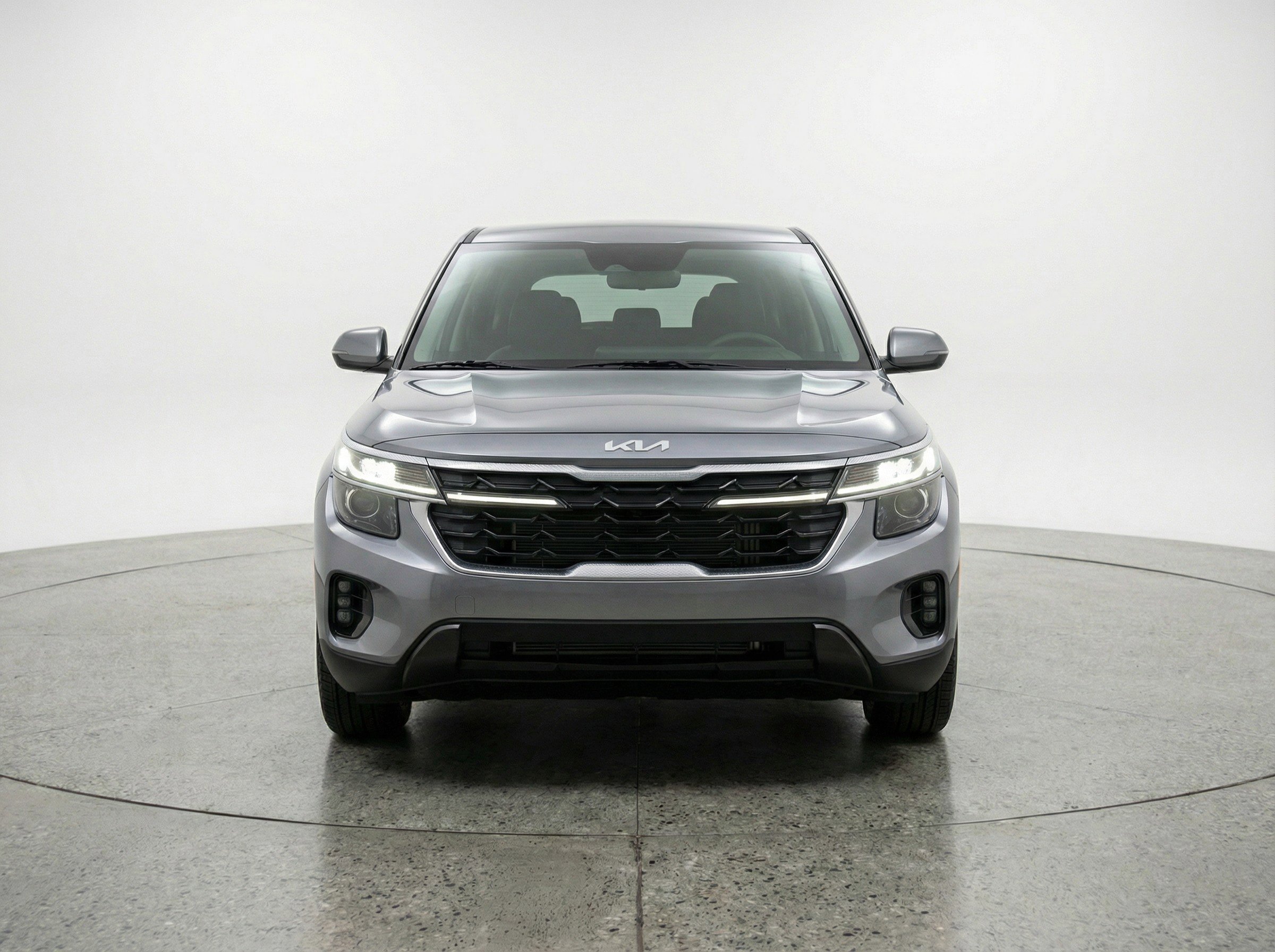 Used 2025 Kia K4 LXS image 2