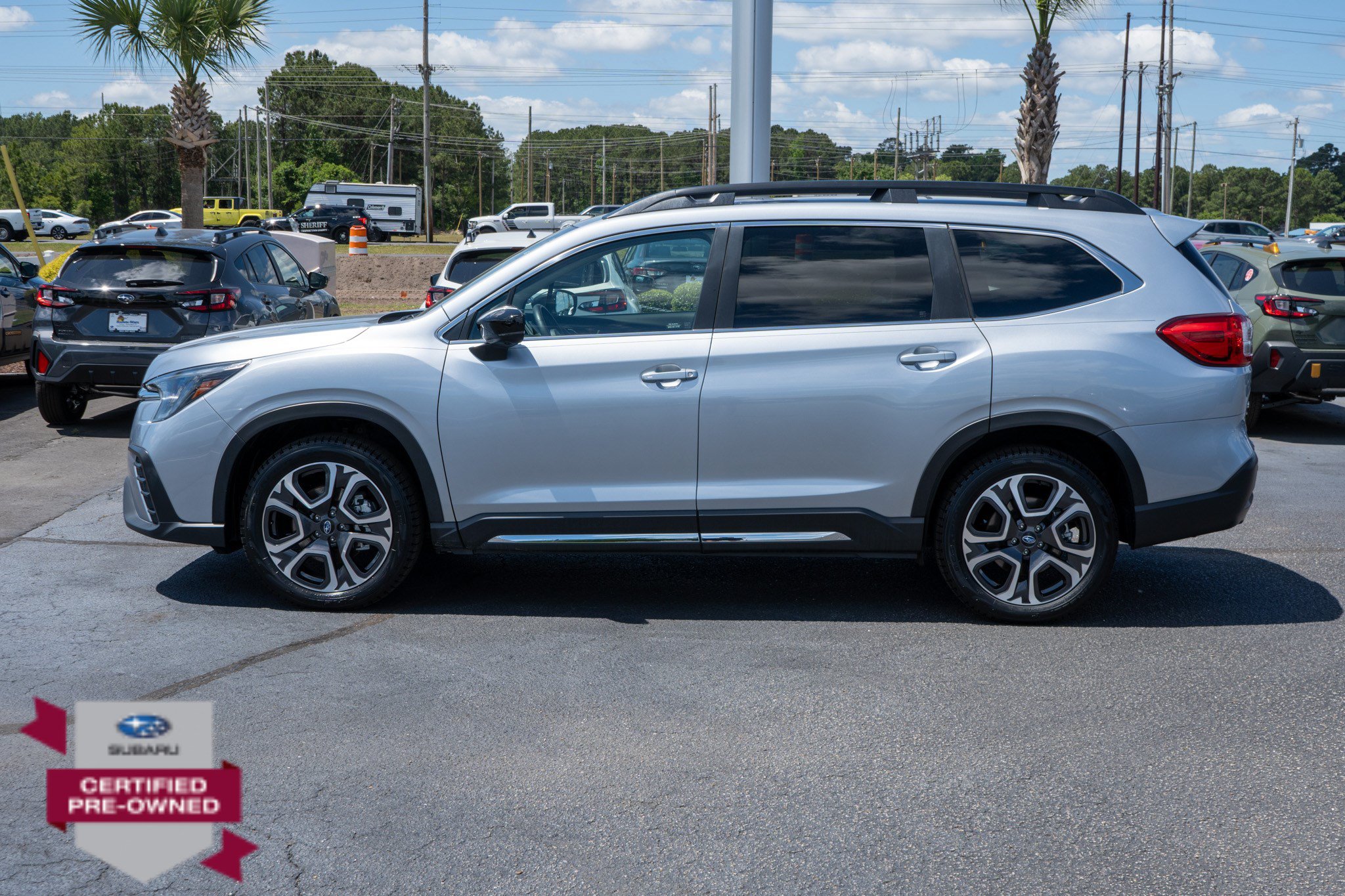 Used 2024 Subaru Ascent Limited w/ Technology Package AWD/4WD image 6