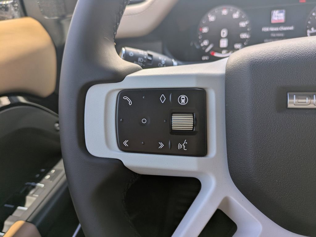New 2026 Land Rover Defender 110 X-Dynamic SE AWD/4WD image 27
