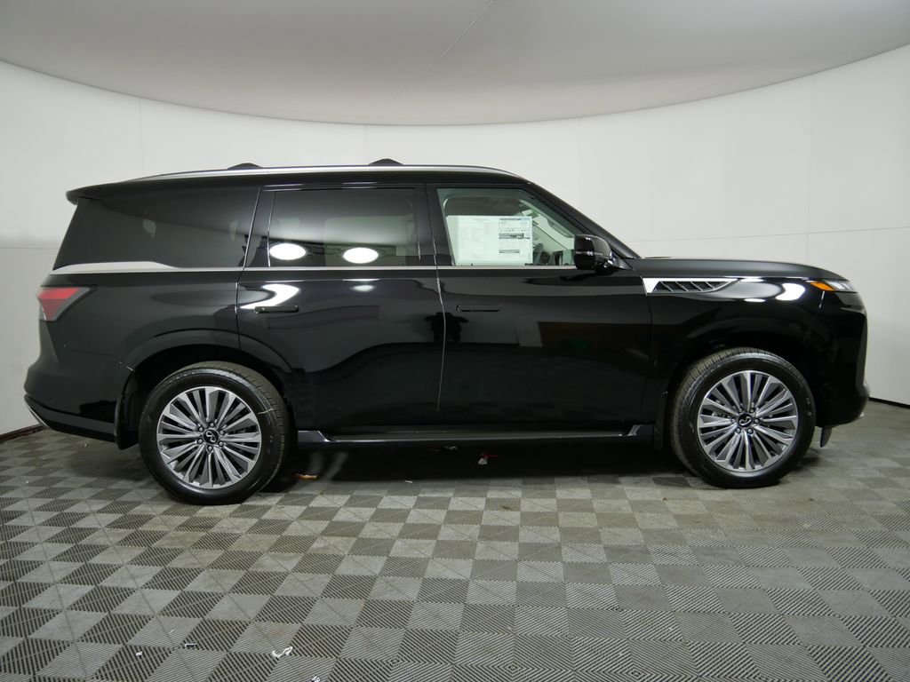 New 2025 INFINITI QX80 Luxe w/ Exterior Package image 2