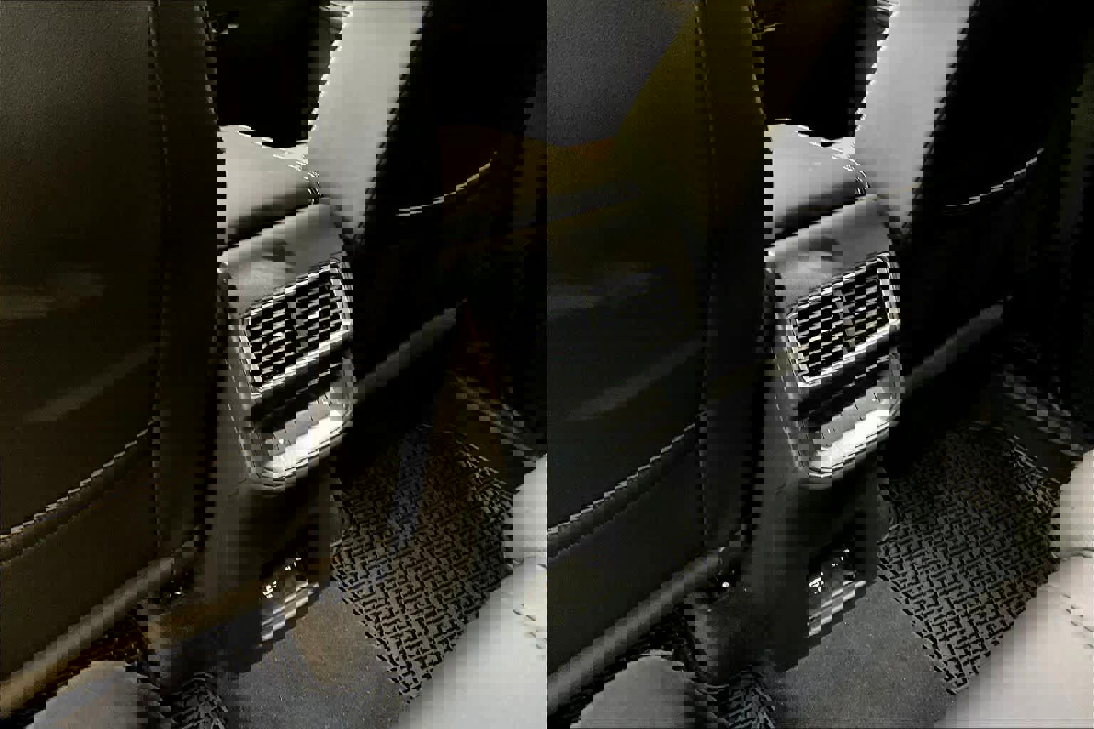 New 2026 Volkswagen Atlas Cross Sport SEL image 16