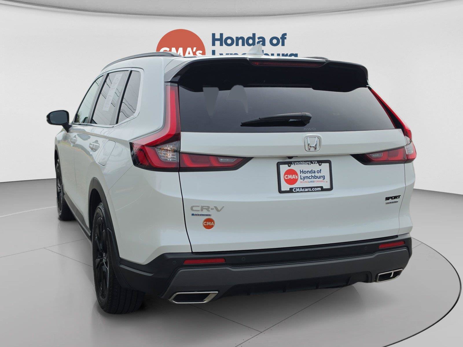 Used 2024 Honda CR-V Sport Touring image 3