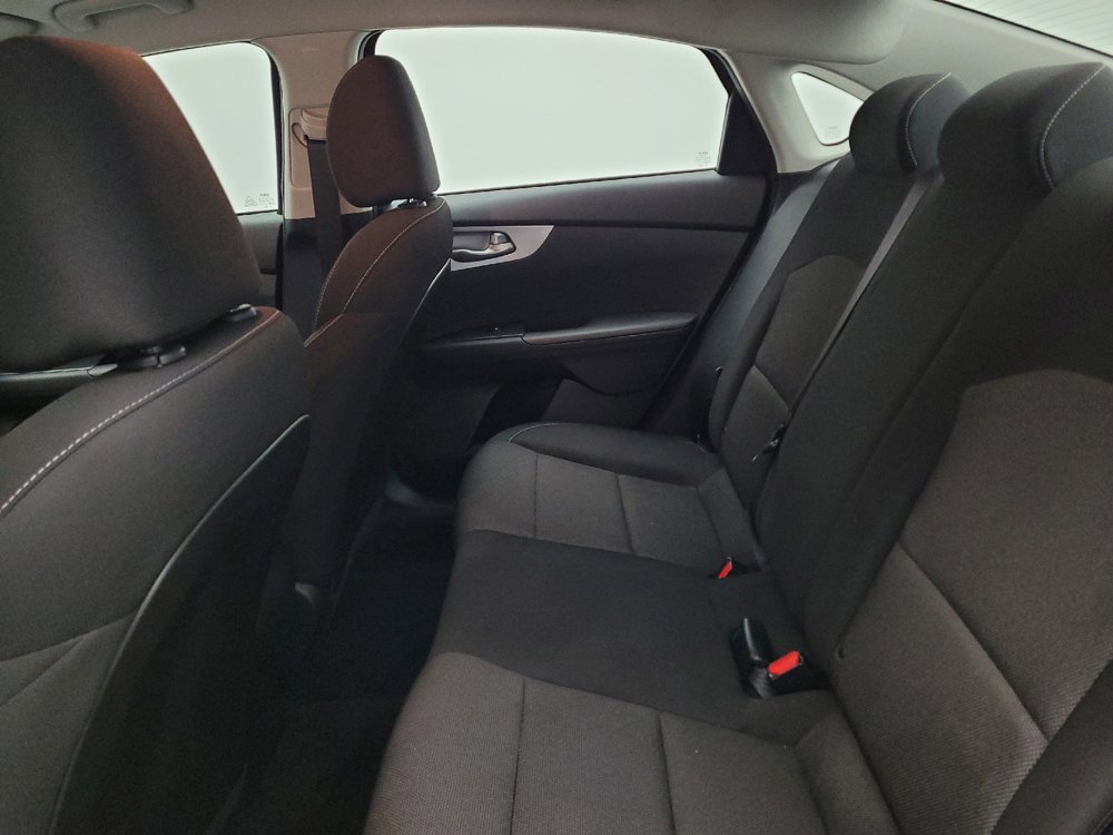 Used 2022 Kia Forte LXS w/ LXS Technology Package image 18