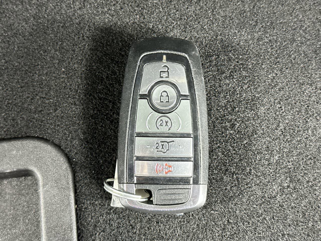 Used 2022 Ford Escape Titanium w/ Titanium Elite Package image 30