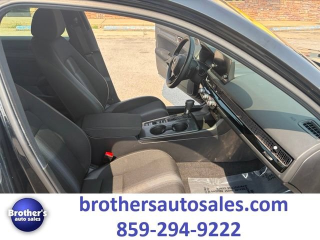 Used 2025 Honda Civic Sport image 37