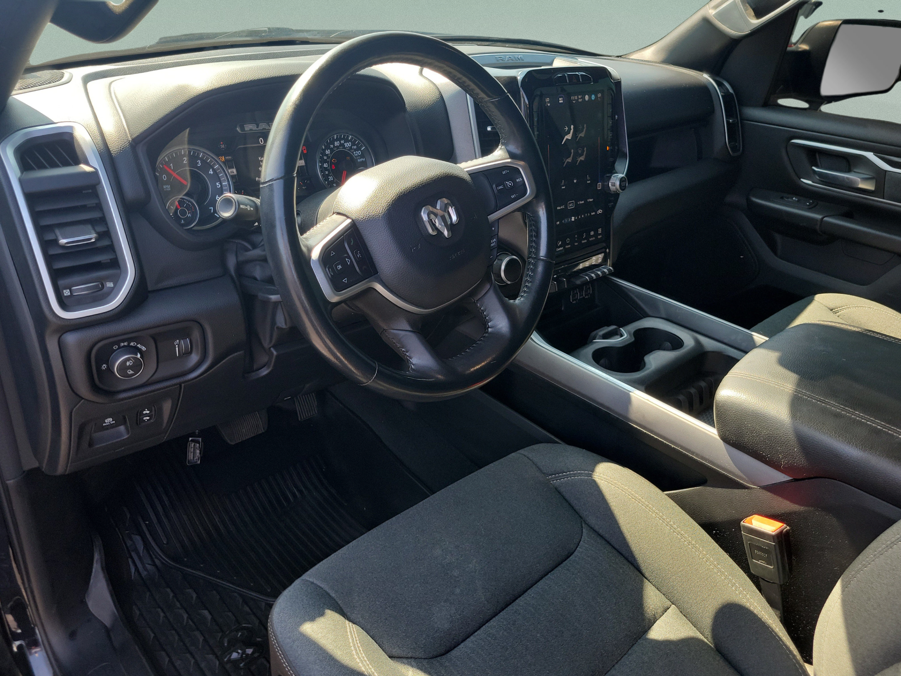 Used 2023 RAM 1500 Big Horn AWD/4WD image 15