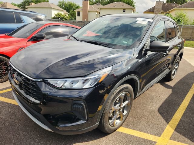 Used 2025 Ford Escape ST-Line video 2