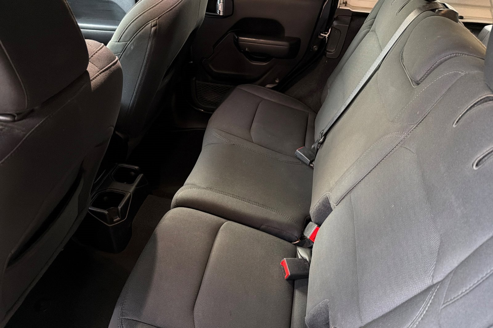 Used 2021 Jeep Wrangler Unlimited Sport image 16